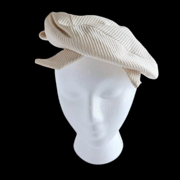 Vintage Retro Style Siegel's Silk Cream Beret - Picture 1 of 8